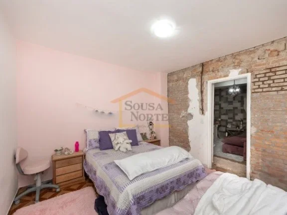 Imagem Casa Térrea, 104m², 8 dormitórios, sendo 2 suítes, 6 banheiros e 1 vaga de garagem. 

O imóvel ...