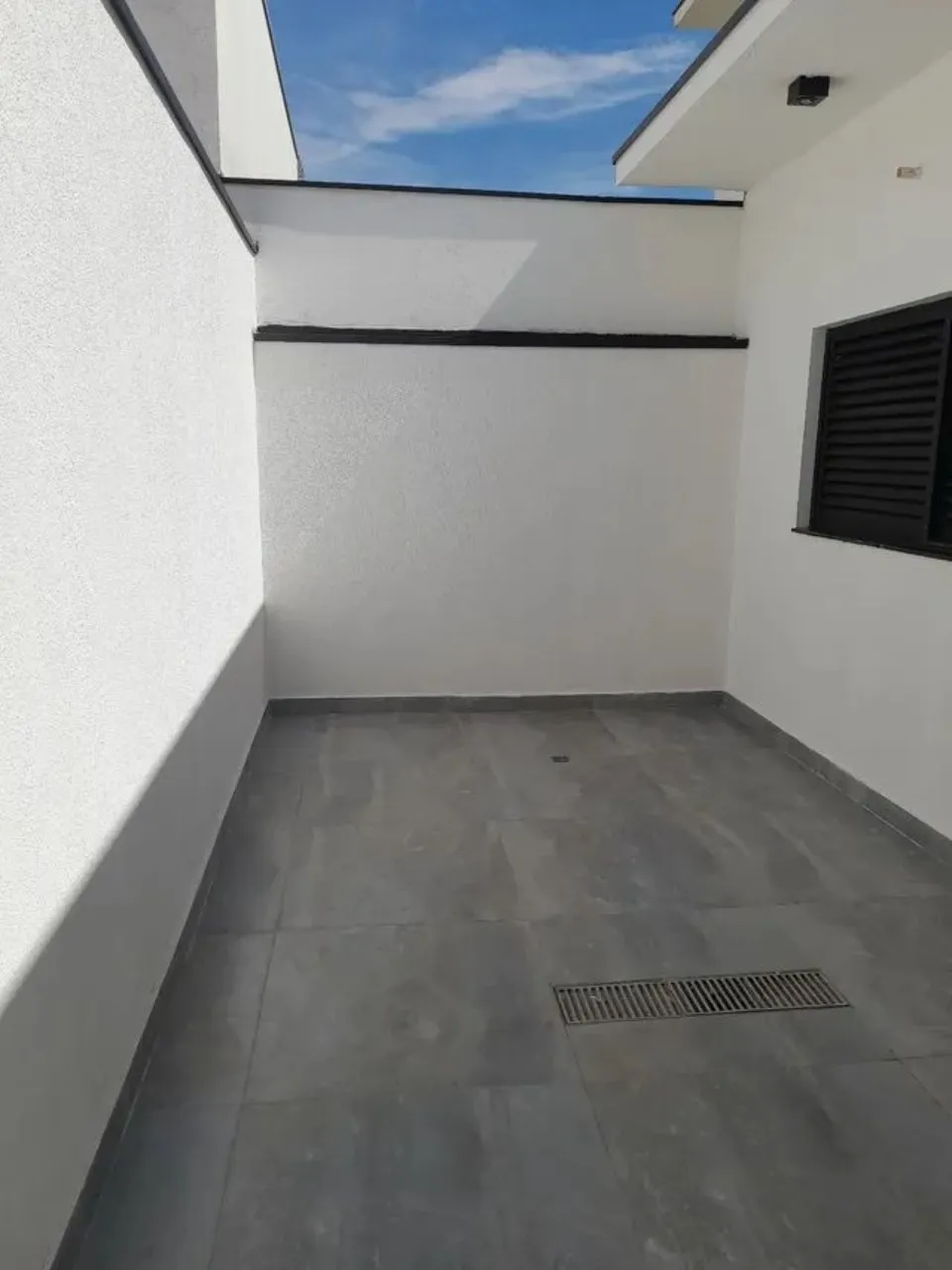 Imagem Casa em Condomínio à Venda em Sorocaba-SP, Bairro Horto Florestal: 3 Quartos, 1 Suíte, 1 Sala, 2 Banheiros, 2 Vagas, 110m².