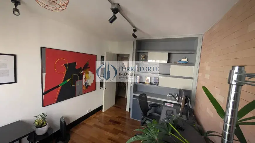 Imagem Belíssimo apartamento 187 m² 4 dormitórios sendo 1 suíte 2 vagas Campo Belo