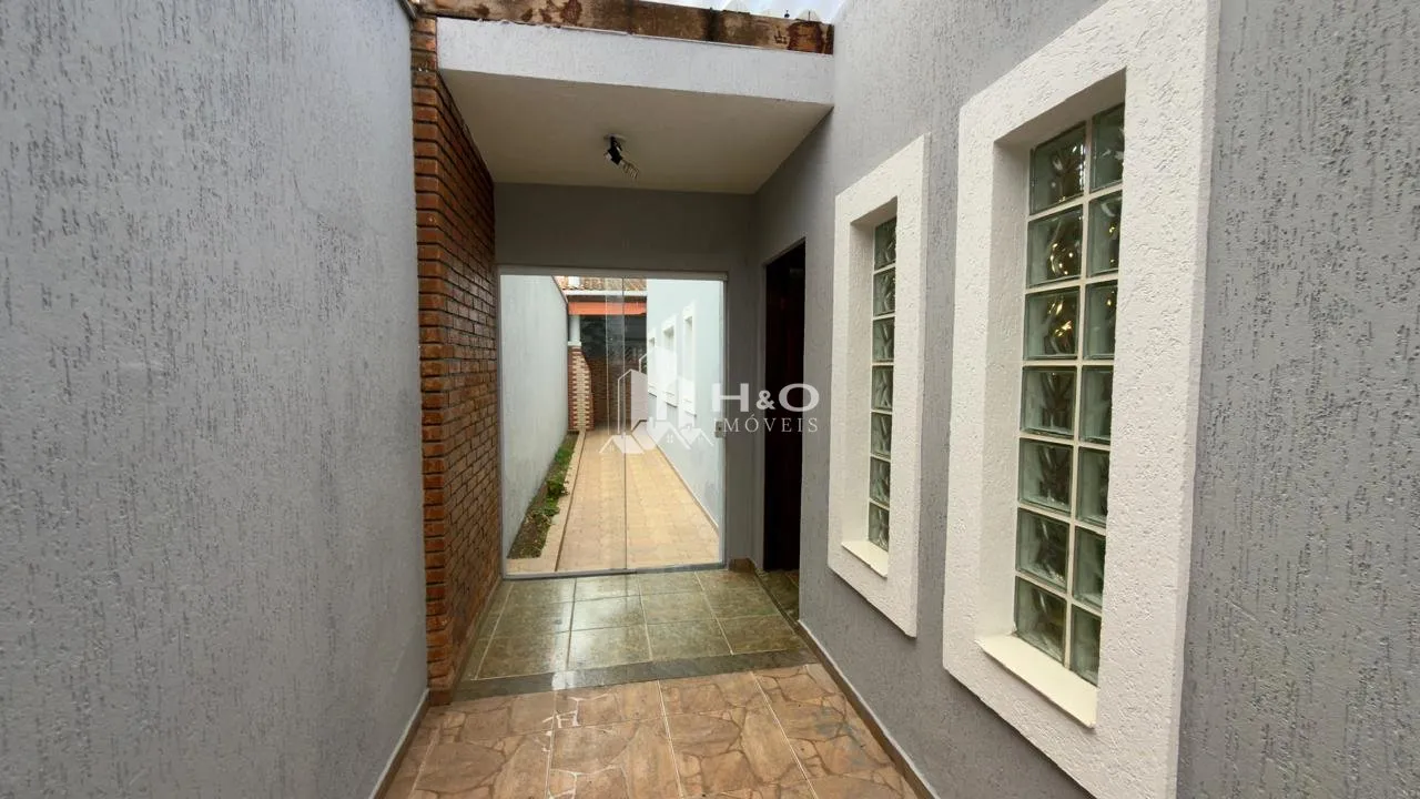 Imagem Sobrado à Venda Próximo ao Parque do Carmo - 2 Suítes, Ar-Condicionado, Churrasqueira e 2 Vagas