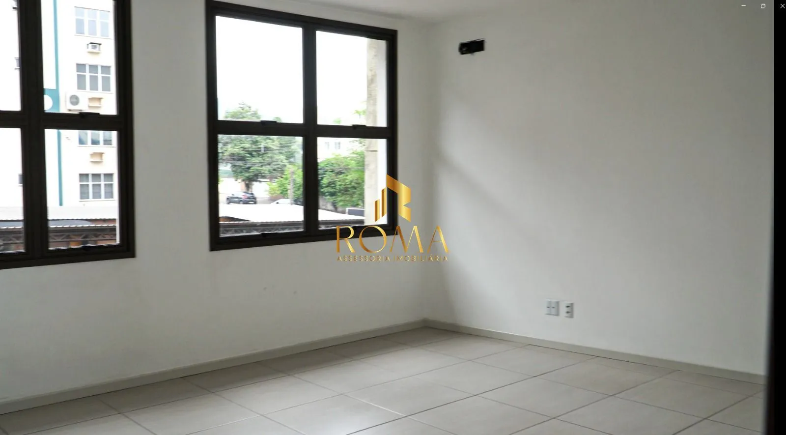 Imagem Sala Comercial 1 dormitórios à venda Nossa Senhora das Dores Santa Maria/RS