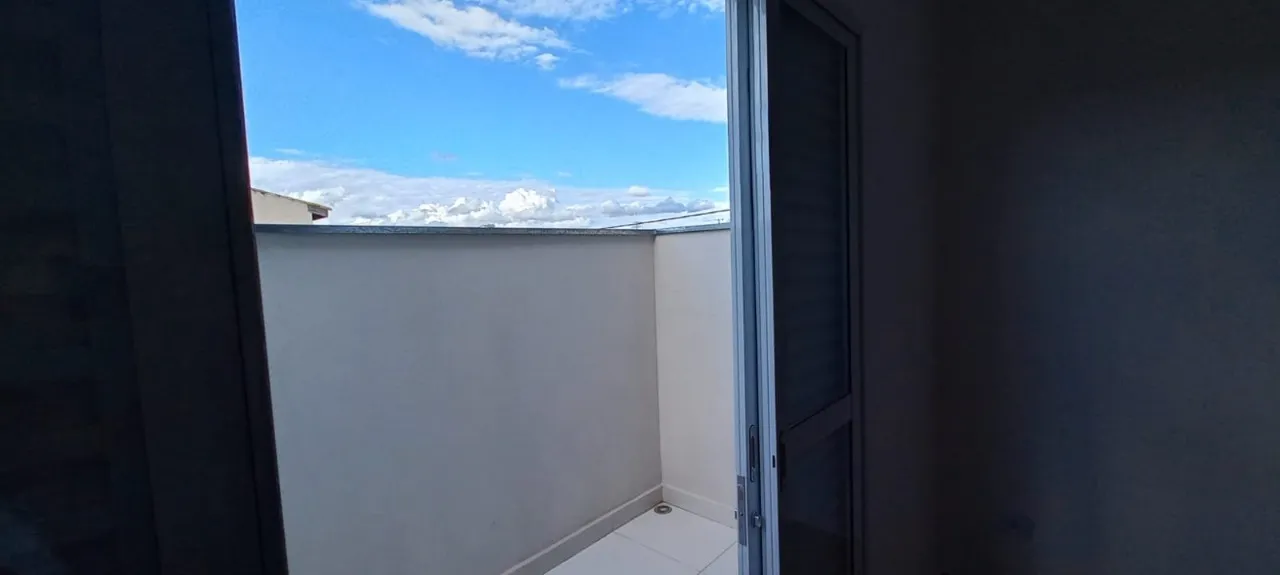 Imagem Sobrado fica no Jd. Montreal- Sorocaba 03 dorm-suíte-closet-escritorio