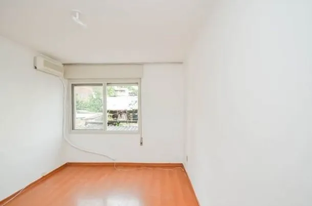 Imagem Apartamento com 2 quartos e 90m² à venda em Cristal, Porto Alegre/RS .
