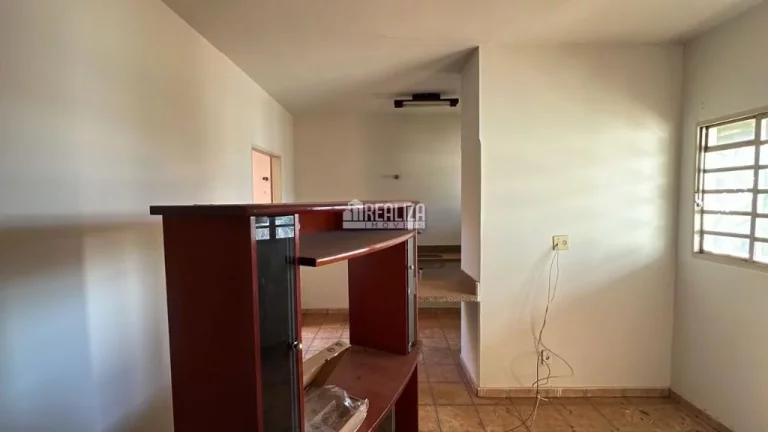 Imagem Apartamento para alugar no Condomínio Residencial Barragan, bairro Santa Maria - Uberaba