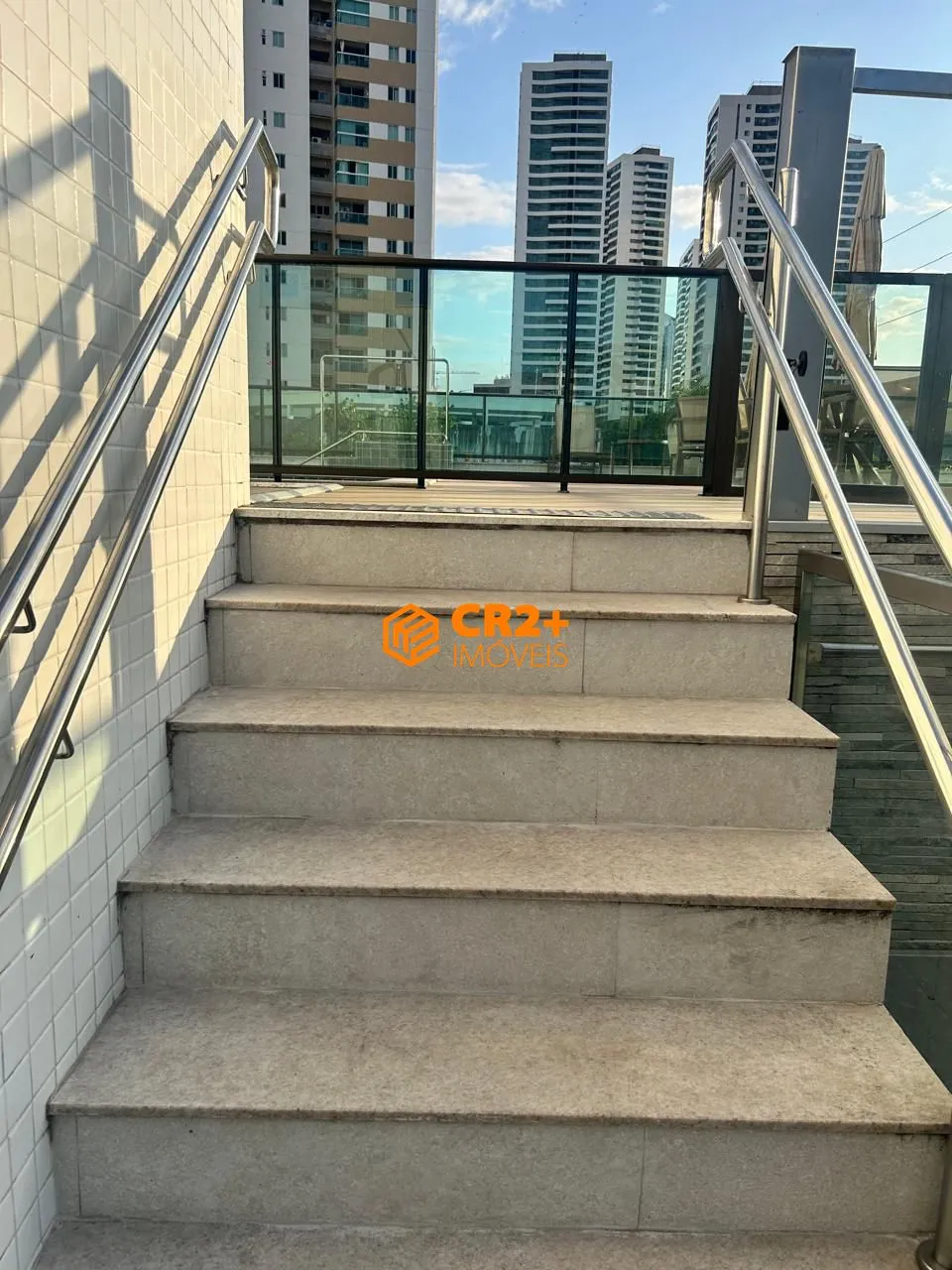Imagem Vendo Apartamento, Lazer Completo com Hidromassagem e Vista Panorâmica do Mar!