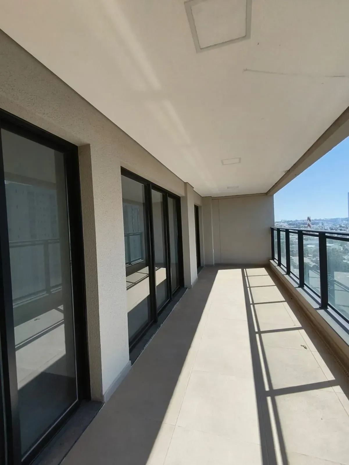 Imagem Apartamento à venda Terraço Vila Bela - Área útil 140 m2 com 3 dormitórios sendo 3 suítes - 4 vagas