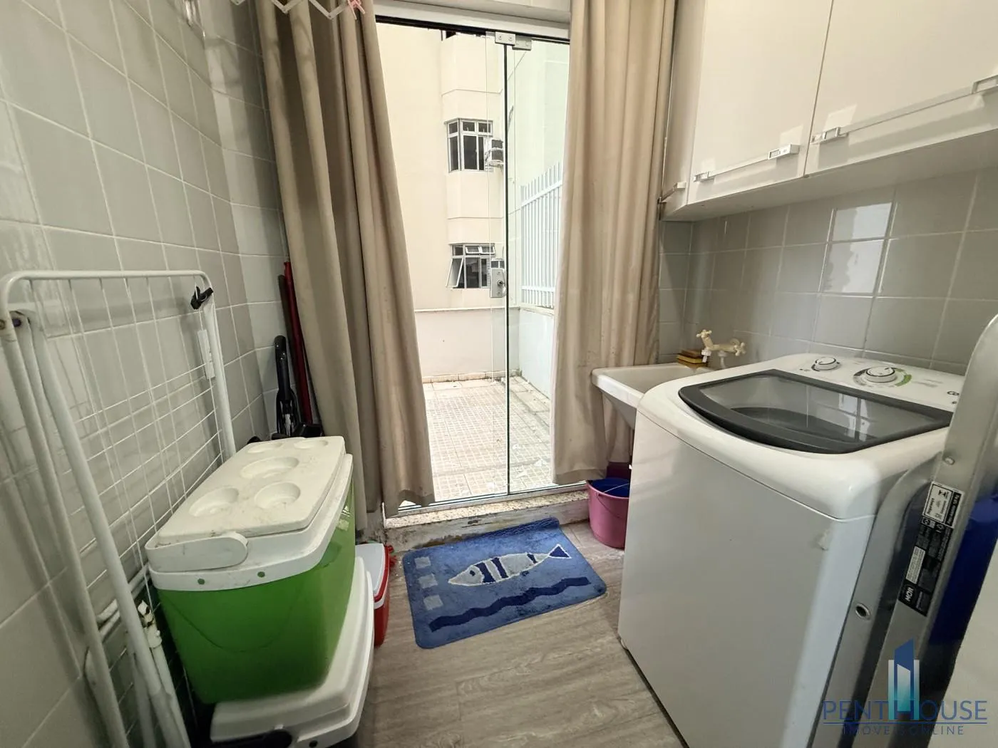 Imagem Apartamento com Terraço para Venda em Balneário Camboriú, CENTRO, 2 dormitórios, 1 banheiro, 1 vaga