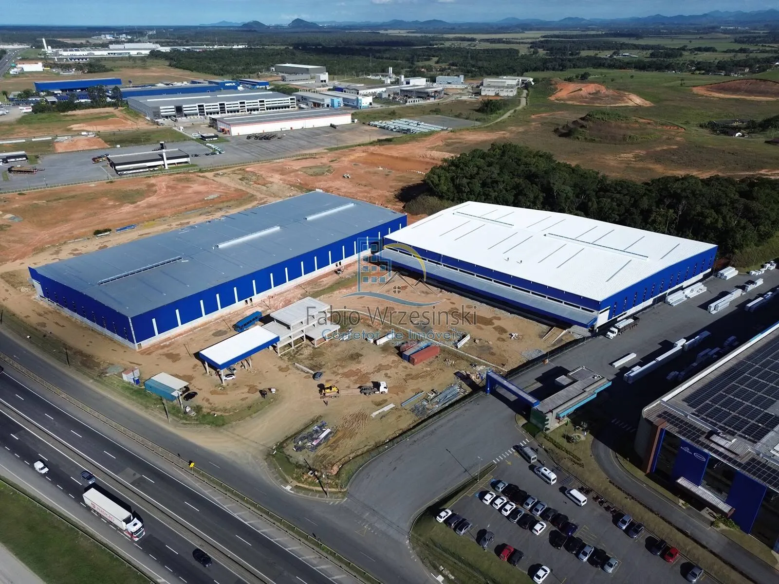 Imagem Galpões Industriais Premium para Locação na BR-101