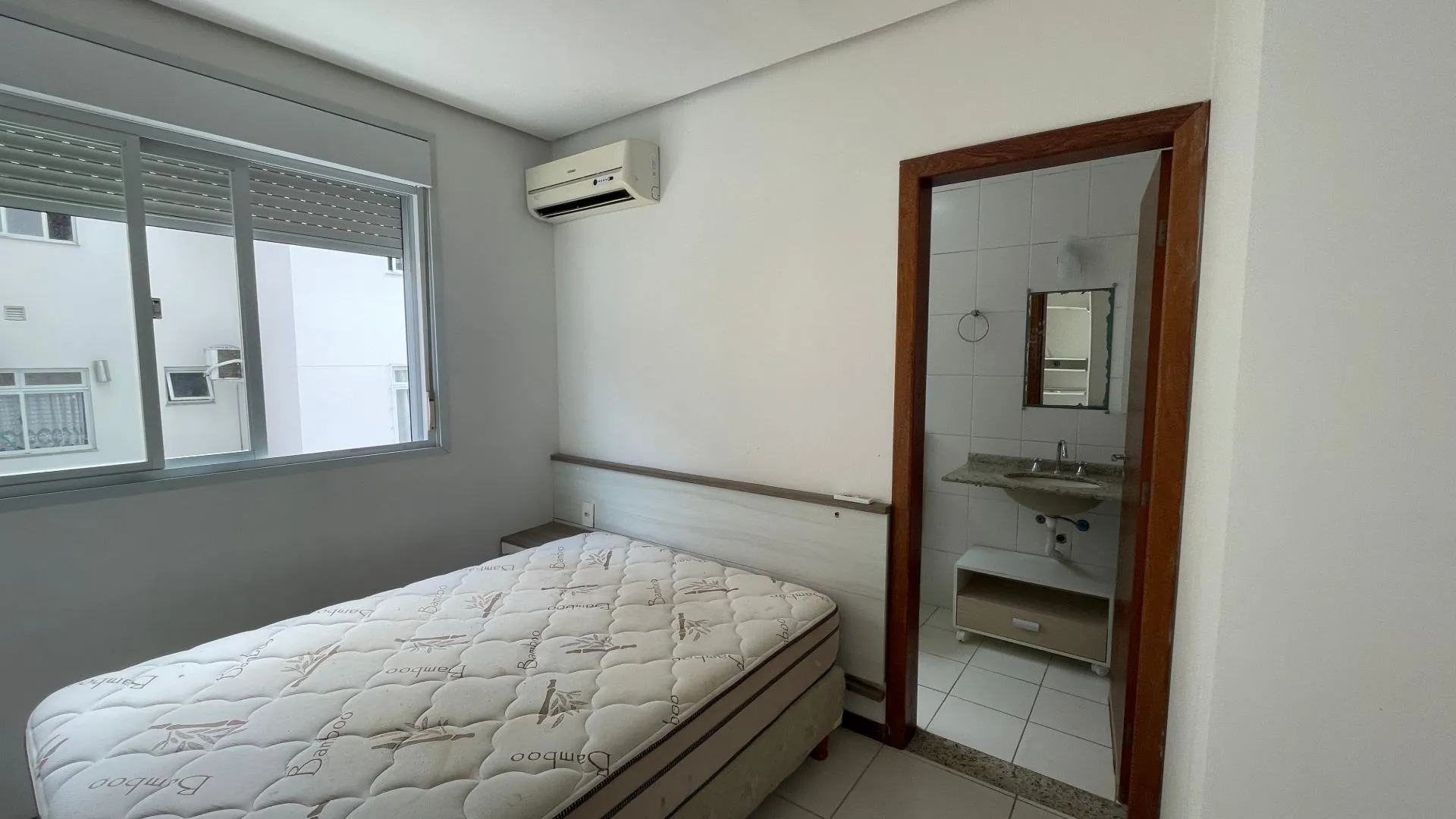 Imagem Apartamento de dois dormitórios, locação anual.