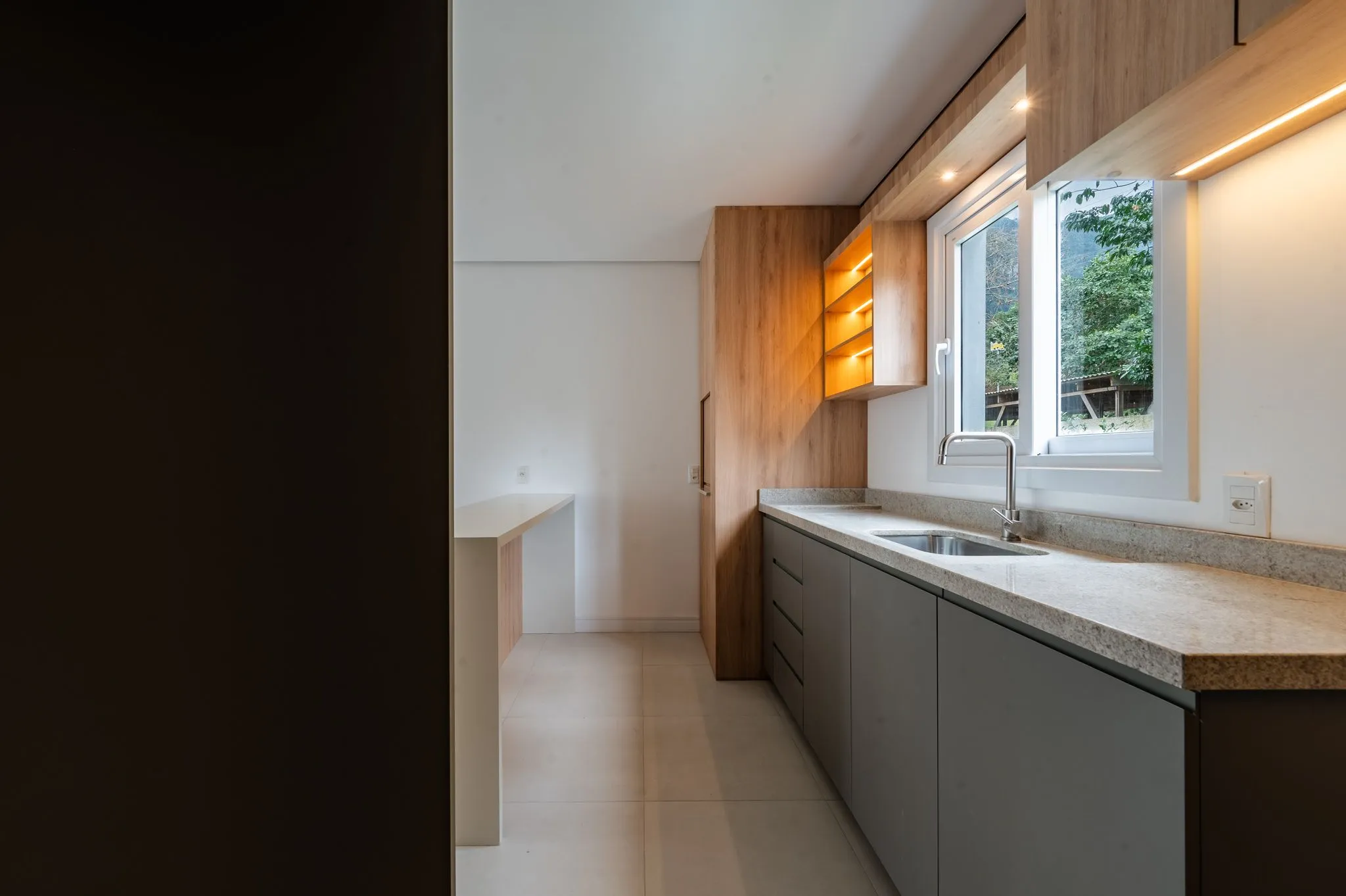 Imagem Casa à venda em Gramado, Varzea Grande, com 2 quartos, 82.5m2