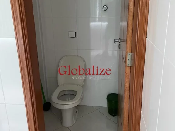 Imagem Sobreposta alta, no bairro Vila Belmiro, simplesmente maravilhosa.