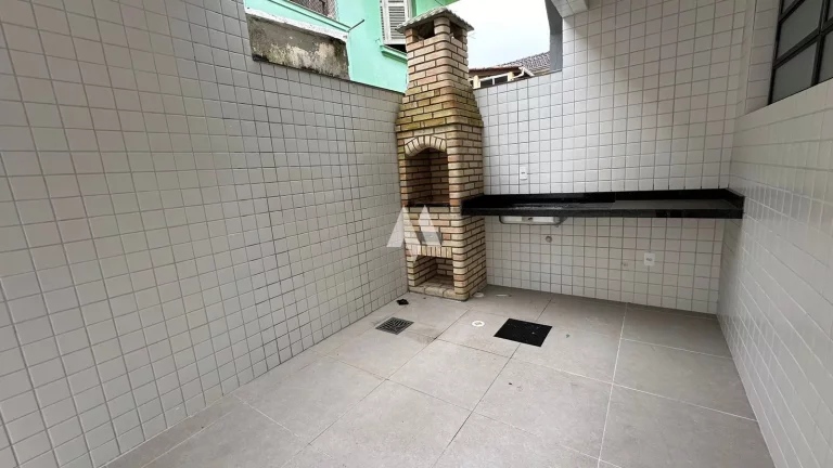 Imagem Sobrado à venda com 3 dormitórios, piscina e churrasqueira na Vila Belmiro em Santos/SP