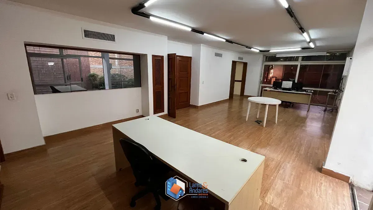 Imagem Casa para venda em Jardim Europa com 4 quartos, sendo 1 suíte, 345m²