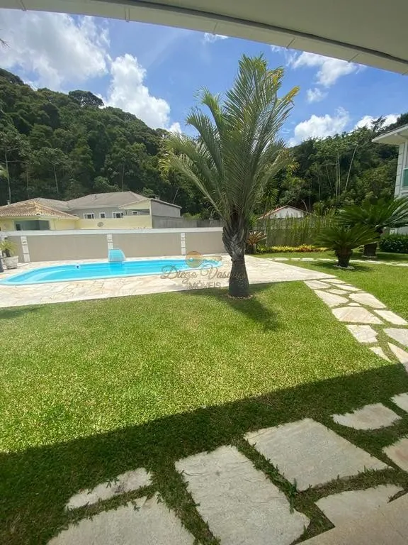 Imagem Casa em Condomínio para Venda em Teresópolis / RJ no bairro Prata