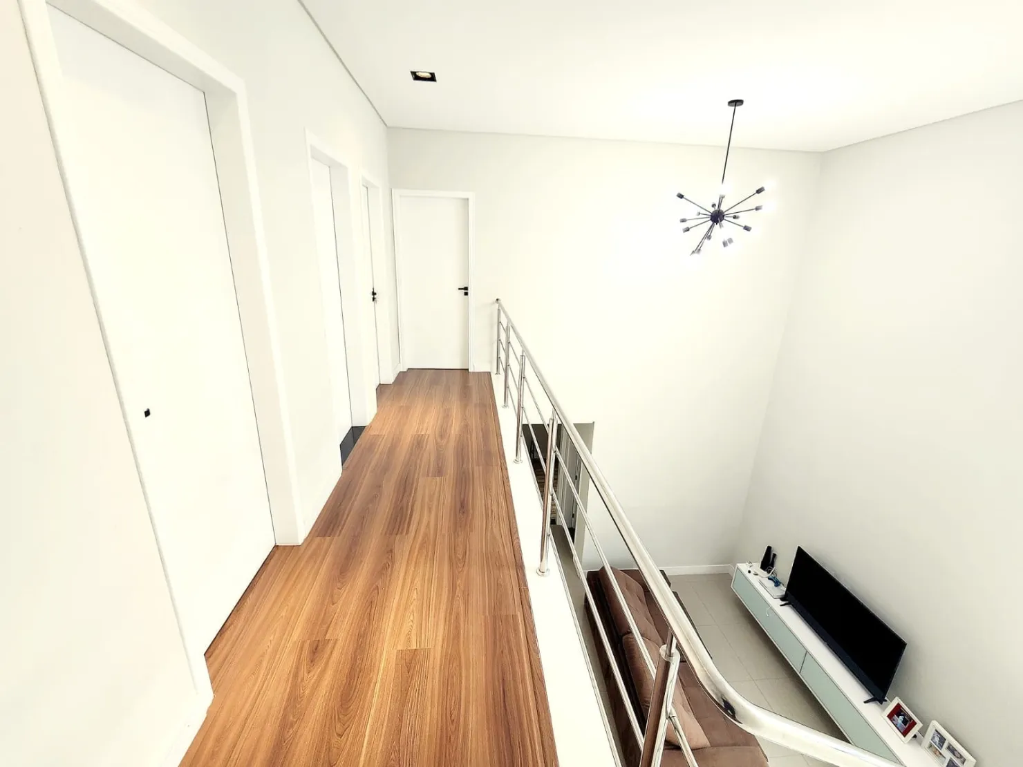 Imagem Casa à venda 4 Quartos, 2 Suites, 2 Vagas, 300M², Piracangaguá, Taubaté - SP | Condomínio Ouroville