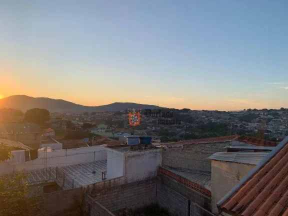 Imagem Sobrado com 2 dormitórios à venda, 84 m² por R$ 325.000,00 - Vila Batista - Bragança Paulista/SP