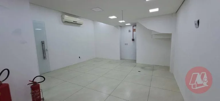 Imagem Loja para alugar, 67 m² por R$ 18.029,60/mês - Centro - Porto Alegre/RS