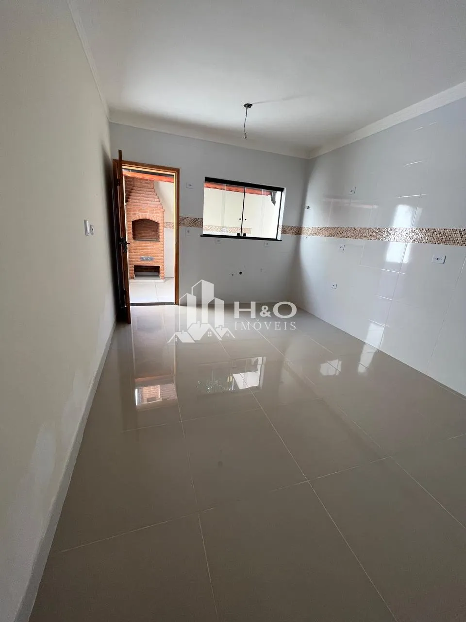 Imagem Sobrado Frontal à Venda - Vila Talarico - 2 Suítes confortáveis !