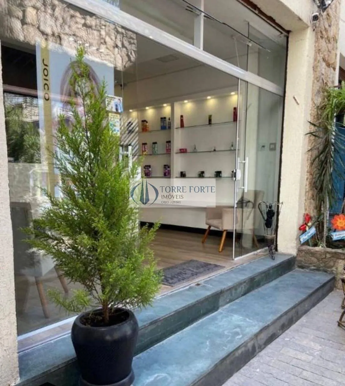 Imagem Excelente localização, prédio comercial próximo ao Shopping Metrô Tatuapé