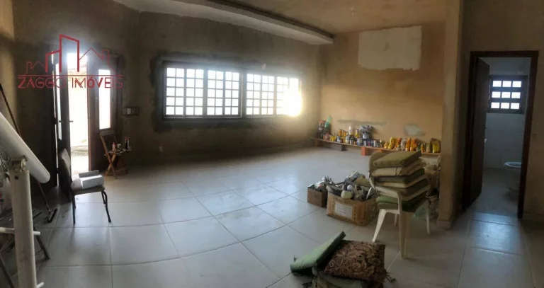 Imagem Belíssima casa em Mongaguá - Estuda permuta.