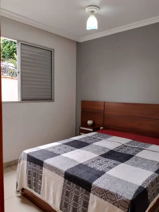 Imagem Lindo apartamento com duas áreas privativas com elevador.