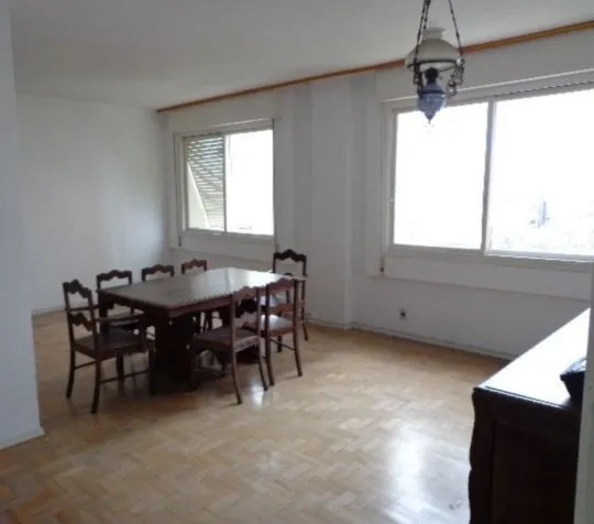 Imagem Apartamento para Venda - 168.37m², 3 dormitórios, sendo 1 suites, 4 vagas - Moinhos De Vento
