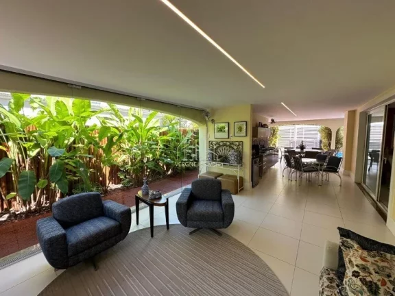 Imagem Casa duplex em condomínio fechado alto luxo com quatro suítes e área gourmet a venda em Patamares