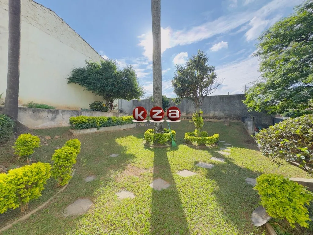 Imagem Casa à venda em Valinhos-SP, Jardim Santo Antônio! 3 quartos, 1 suíte, 2 salas, 3 banheiros, 2 vagas, 211m².