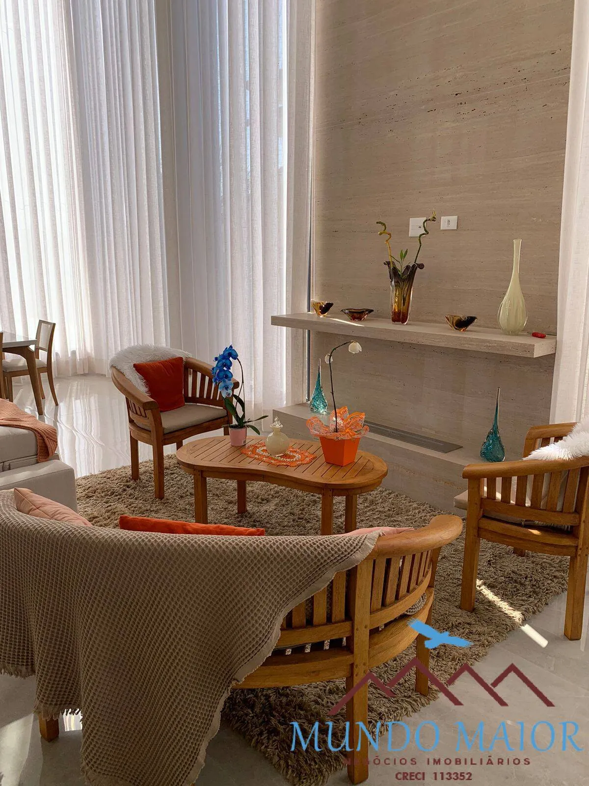 Imagem Casa de Condomínio com 4 Quartos e 4 suites à Venda, ²por R$ 4.800.000.00!