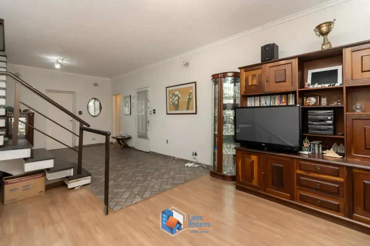 Imagem Casa para venda em Vila Maria Baixa com 3 quartos, sendo 1 suíte, 264m²