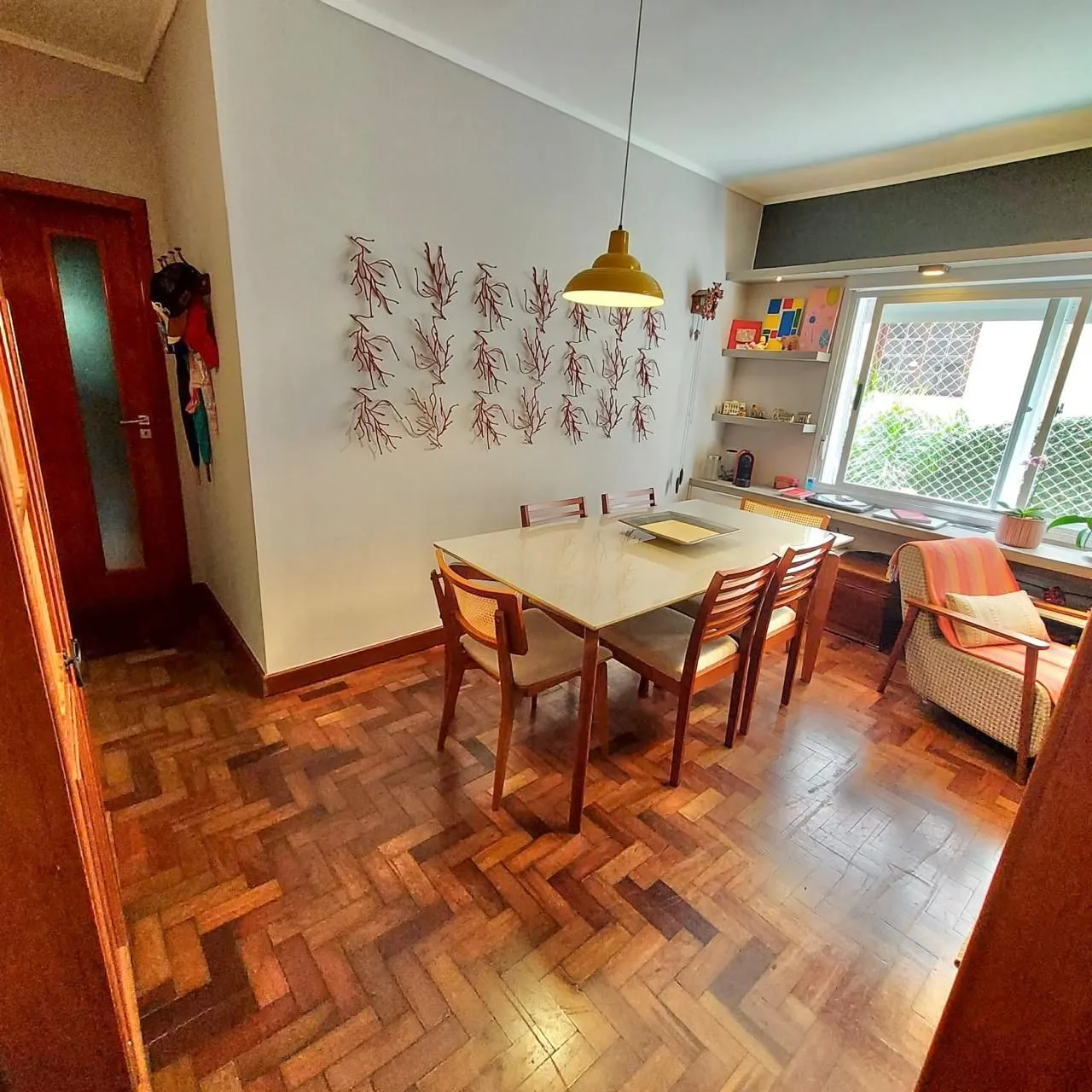 Imagem Excelente apartamento a venda semi mobiliado no bairro Rio Branco.