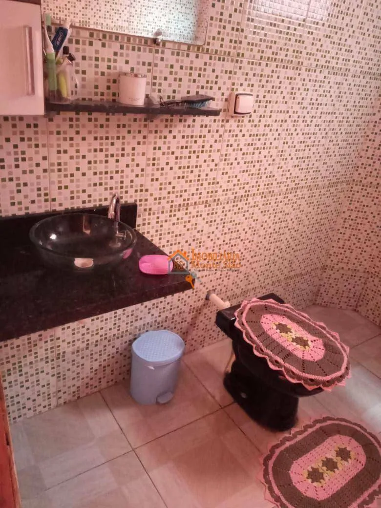 Imagem Sobrado com 2 dormitórios à venda, 90 m² por R$ 290.000,00 - Vila Ursulina - Itaquaquecetuba/SP