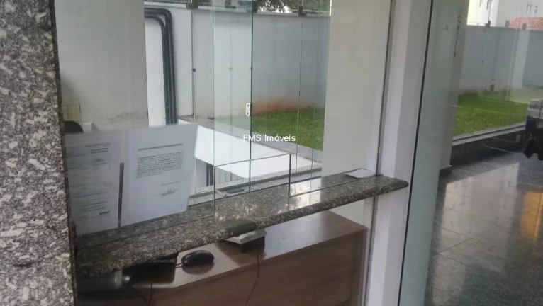 Imagem Conjunto comercial com 120m² para locação em Pinheiros.