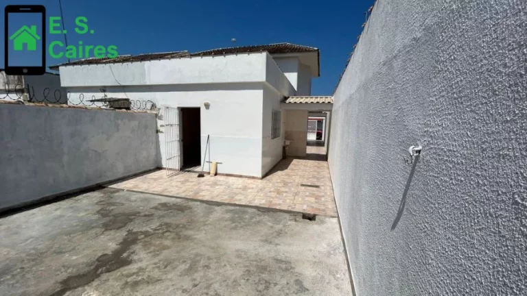 Imagem Oportunidade em Itanhaém  Sobrado a apenas 700m da praia