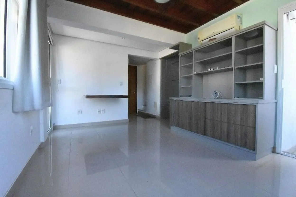 Imagem APARTAMENTO 2 DORMITÓRIOS COM 1 VAGA E SACADA COM CHURRASQUEIRA