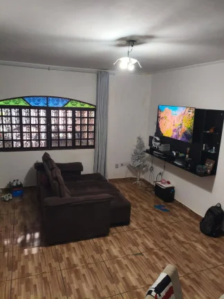 Sobrado Pirituba - 154M², 3 Dorms, 1 Suíte com Hidro, 3 Vagas, Quintal.