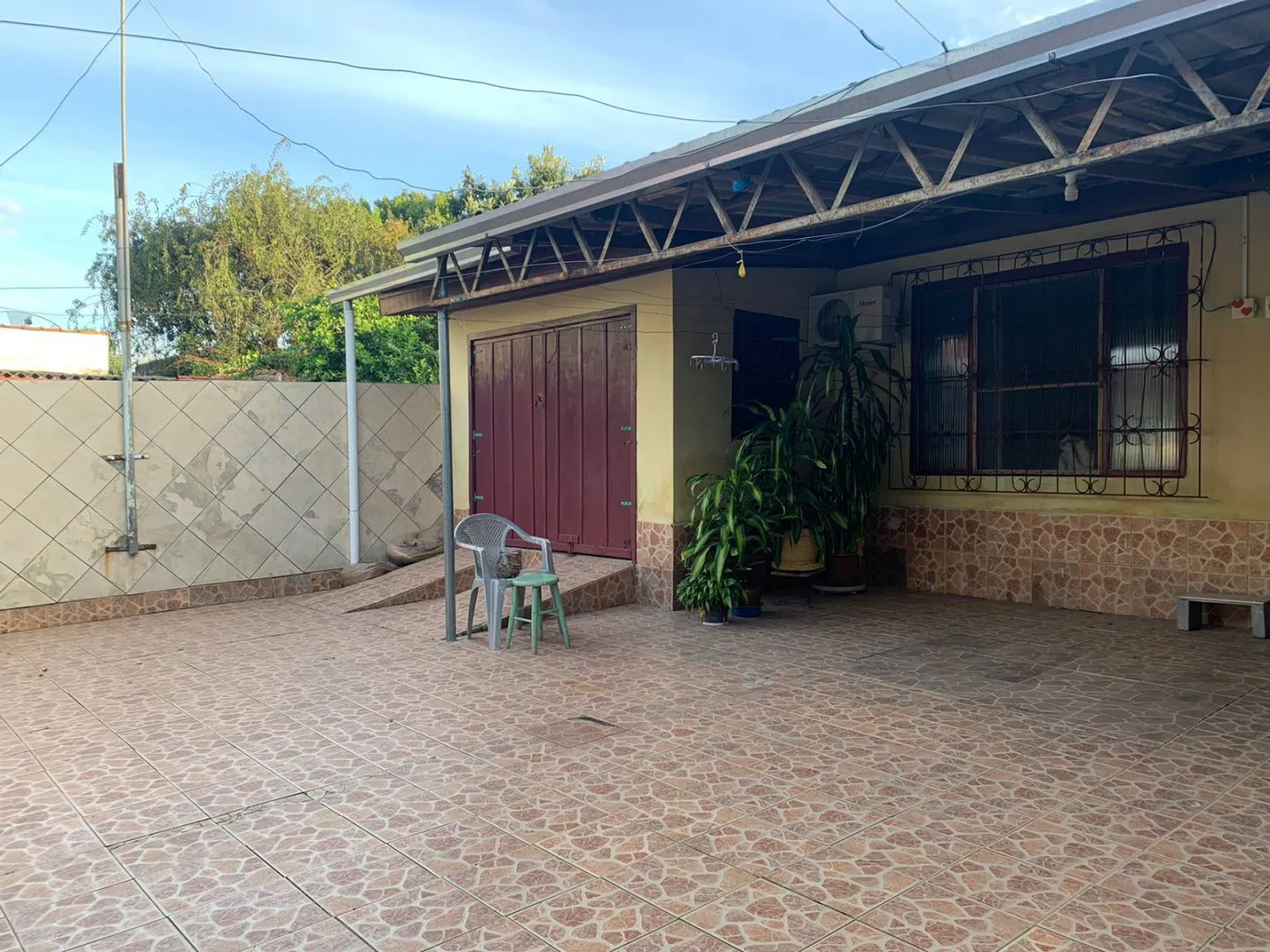Imagem Oportunidade na Vila Elsa - Duas Casas no Mesmo Terreno!