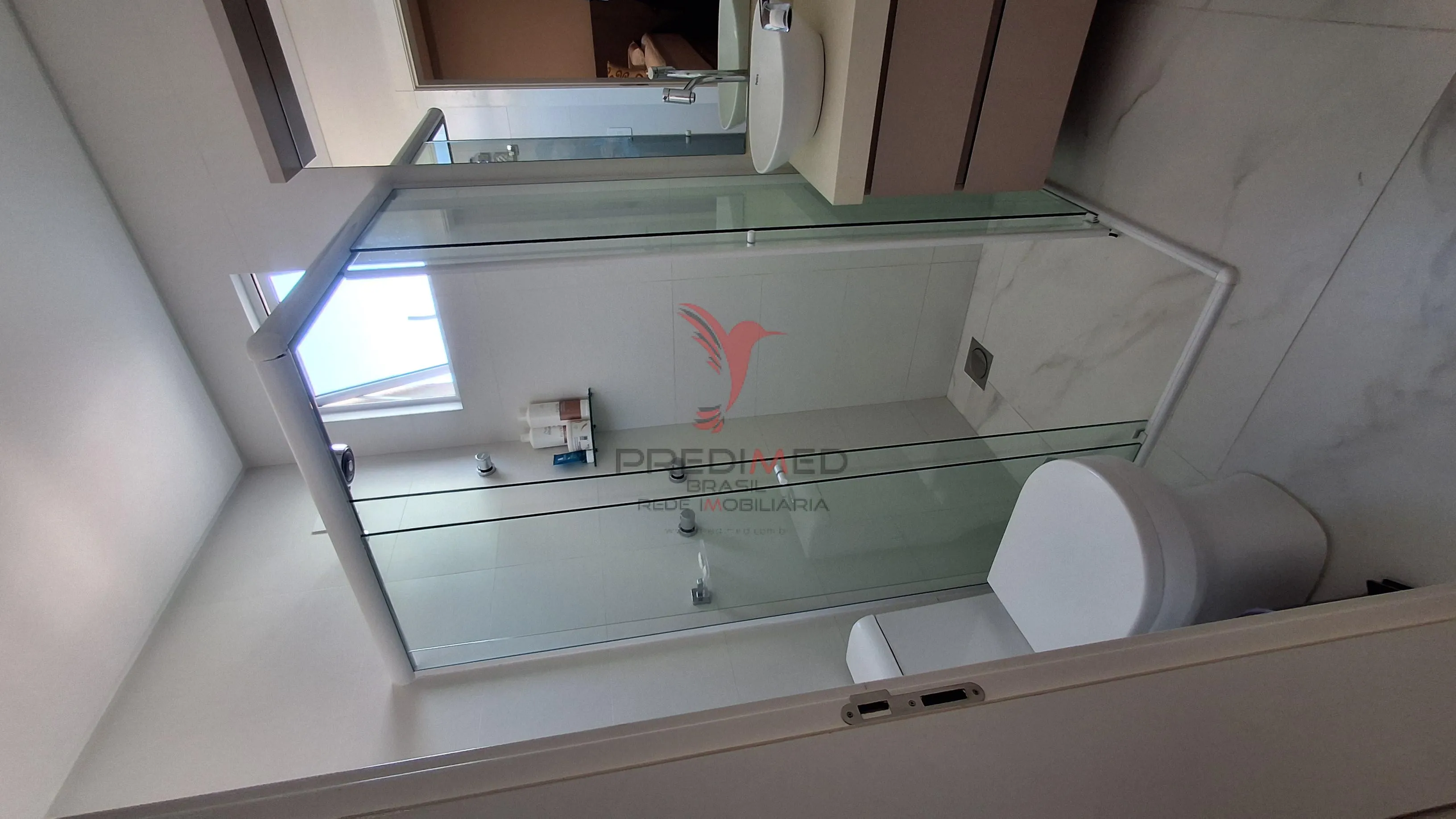 Imagem Apartamento alto padrão na meia praia