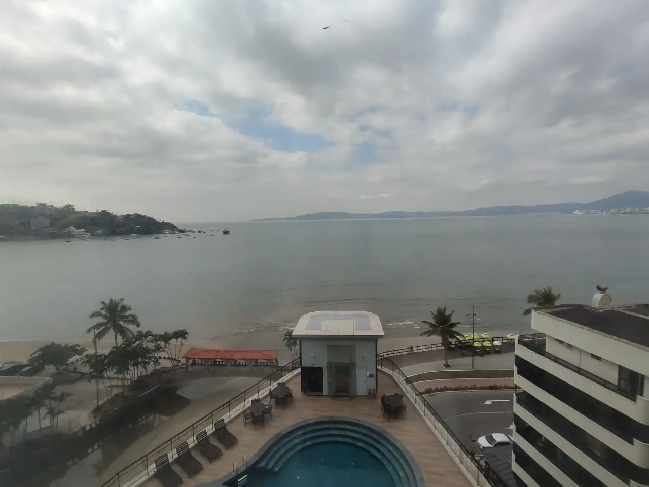 Imagem Apartamento com vista para o mar à venda com 200m2 por R$ 9.000.000,00