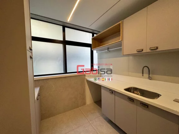 Imagem Apartamento com 3 dormitórios à venda, 250 m² por R$ 3.900.000,00 - Centro - Cabo Frio/RJ