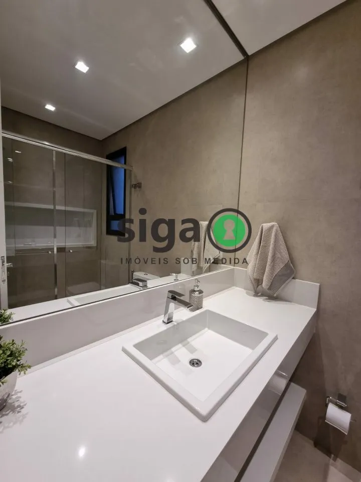 Imagem JARDIM PAULISTA: CASA COM 4 SUÍTES - 4 VAGAS - 415M²