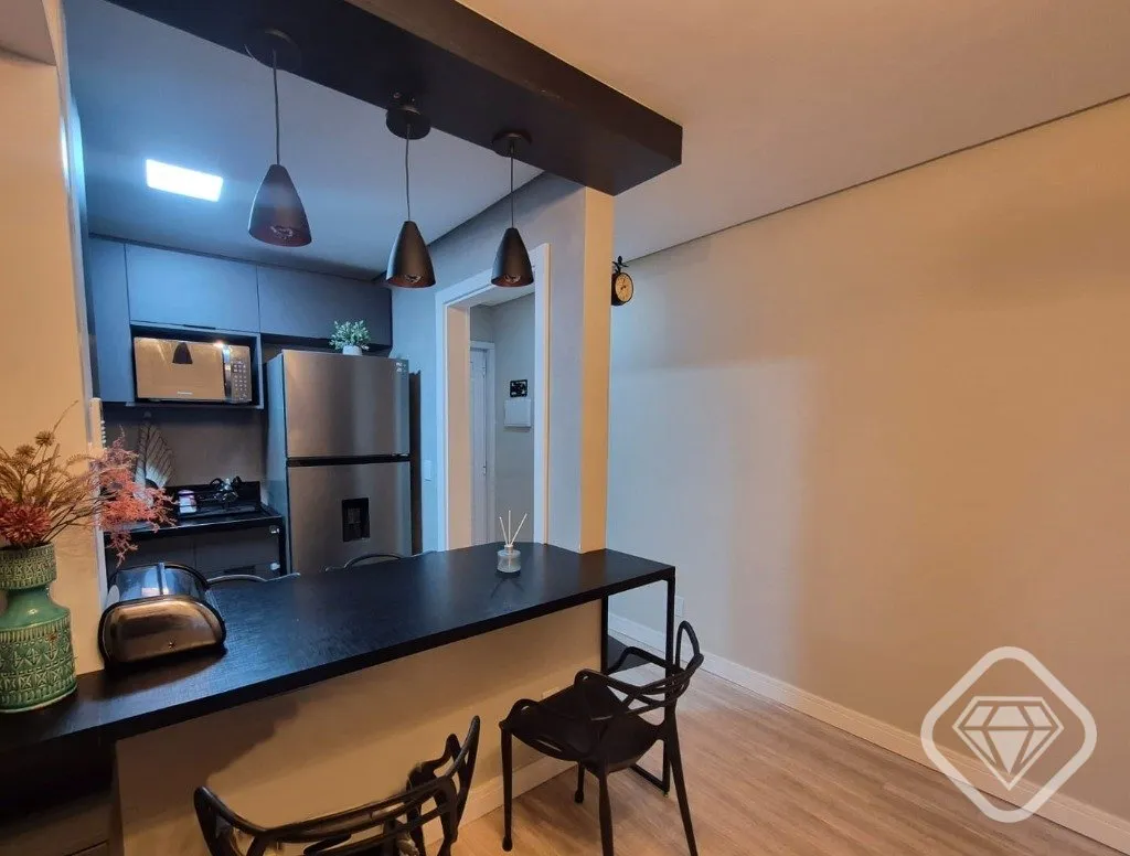 Imagem Apartamento finamente mobiliado no bairro Camaquã!
Já viu uma reforma de Alto Padrão?

Apartament...