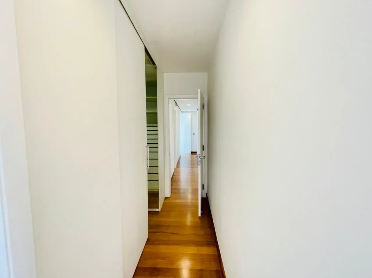 Imagem Apartamento com 3 Quartos à Venda ou Locação, 215 m² em Sumaré - São Paulo