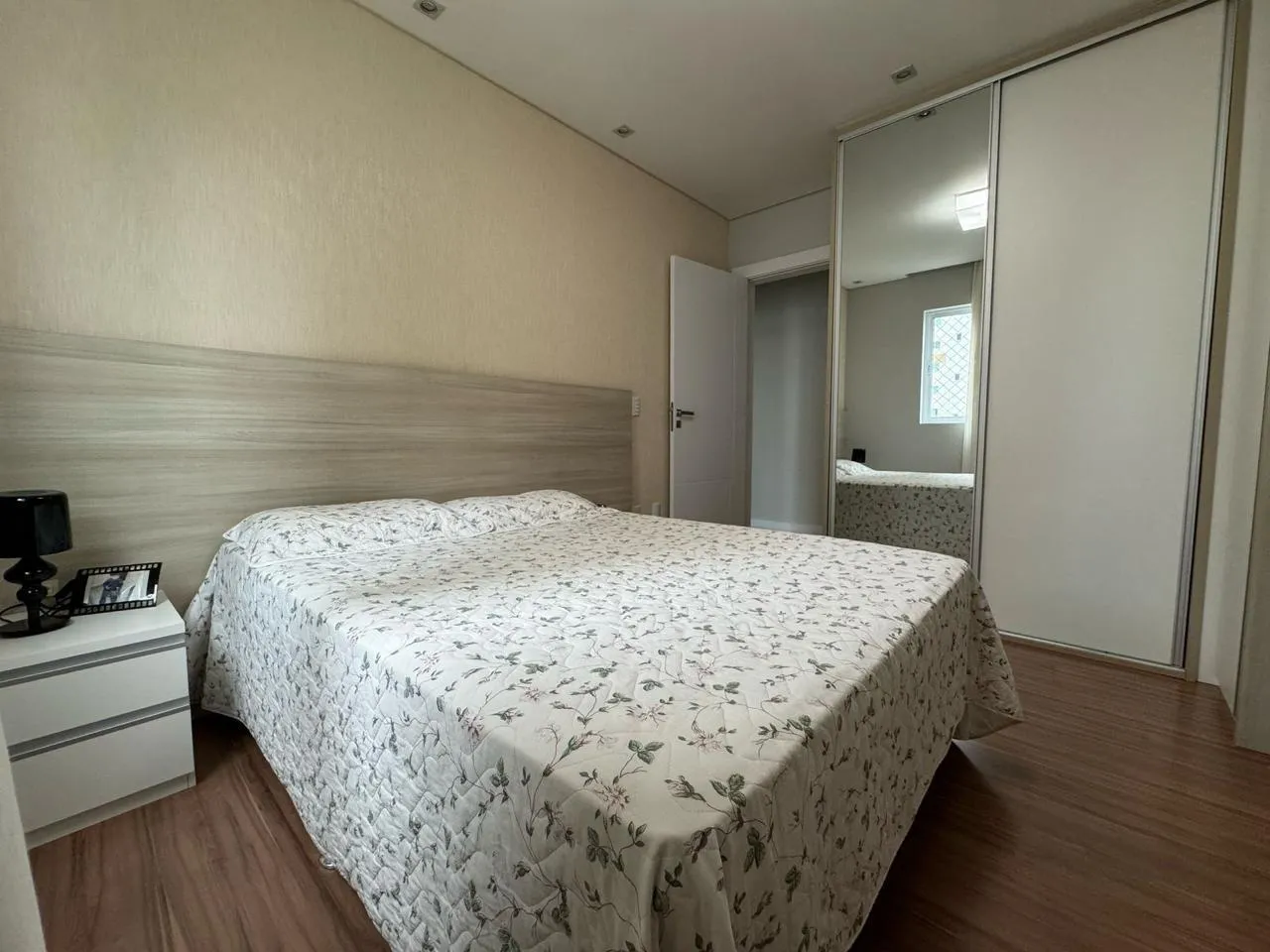Imagem Apartamento à venda com 140m2 por R$ 1.650.000,00