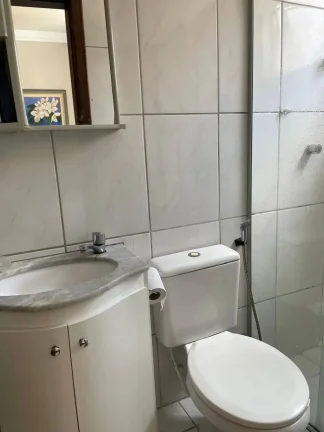 Imagem Apartamento 03 Quartos com Suíte e Armários à Venda no Sagrada Família