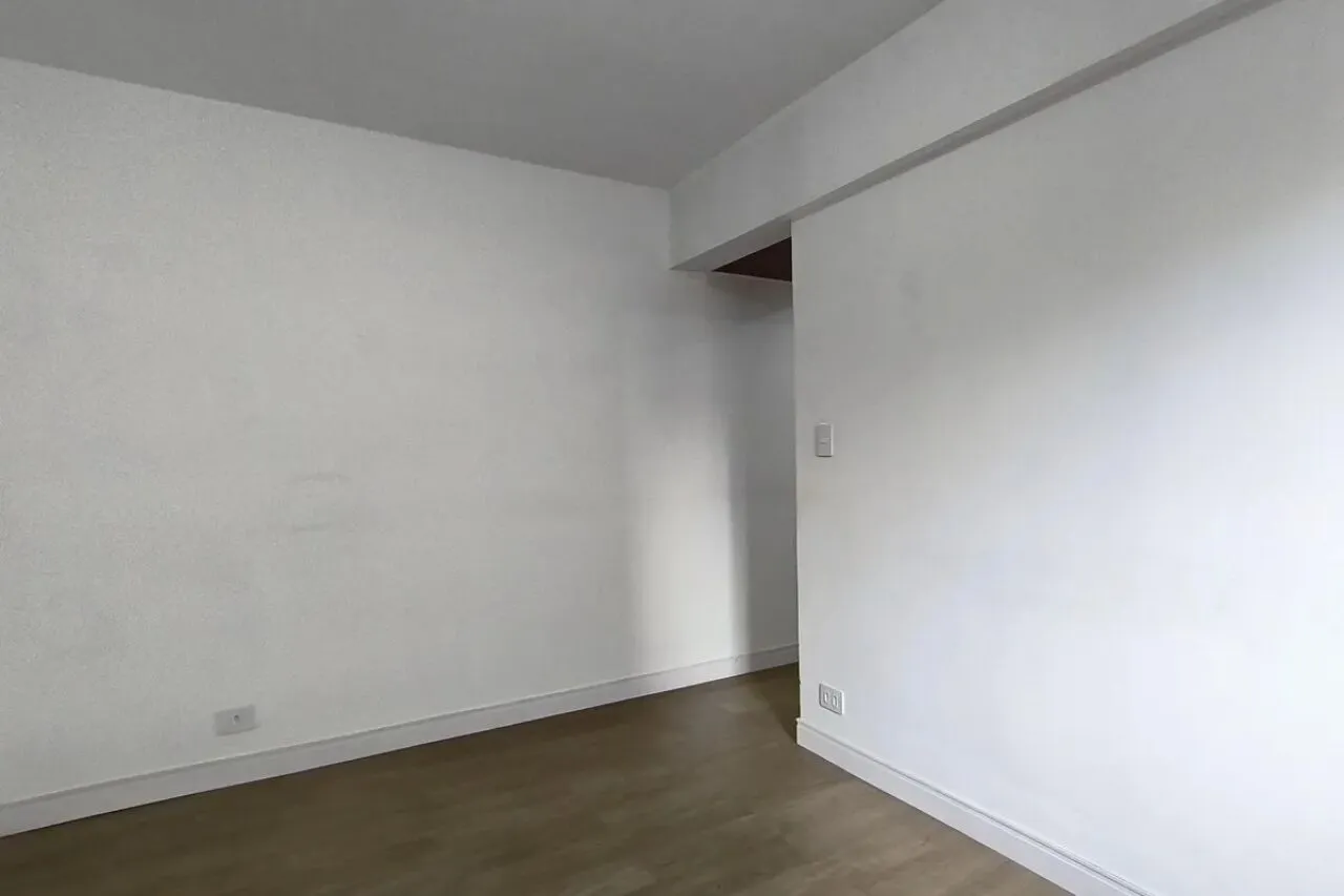 Imagem Apartamento Compacto com Vaga e Portaria 24h no Edifício Camboriú.
