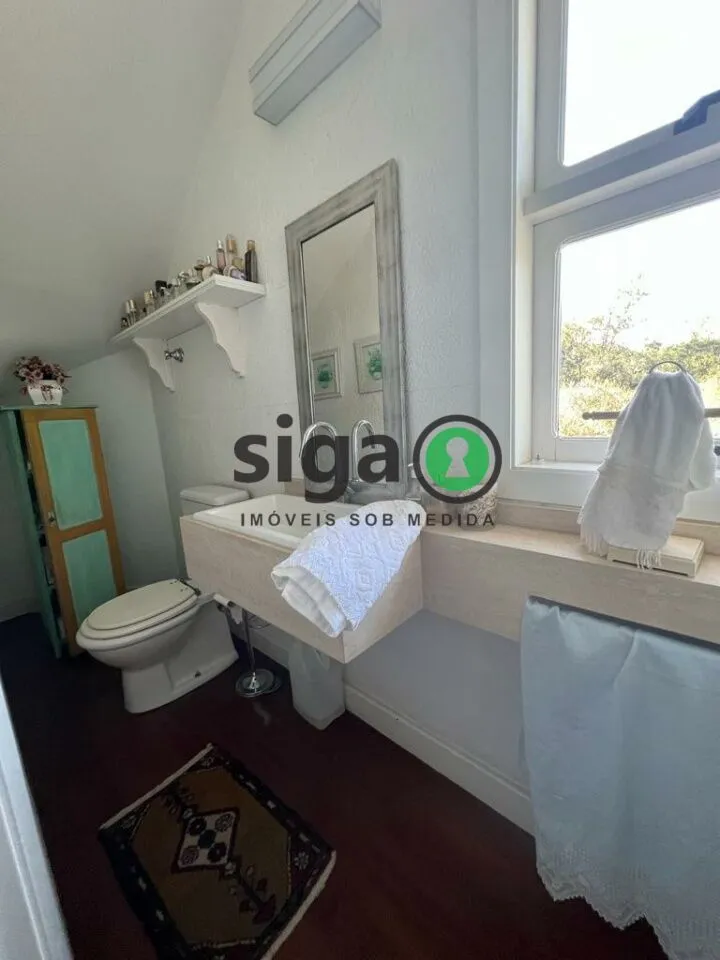 Imagem Casa a venda em condomínio fechado no Morumbi, de 420m, 3 quartos e 3 vagas.