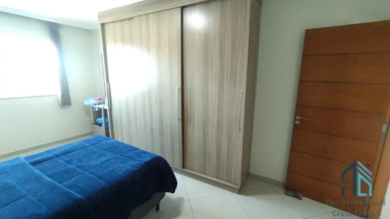 Imagem Prédio Comercial/Residencial a venda com salas comerciais e 04 quartos c/suíte no Campo Comprido em Curitiba PR