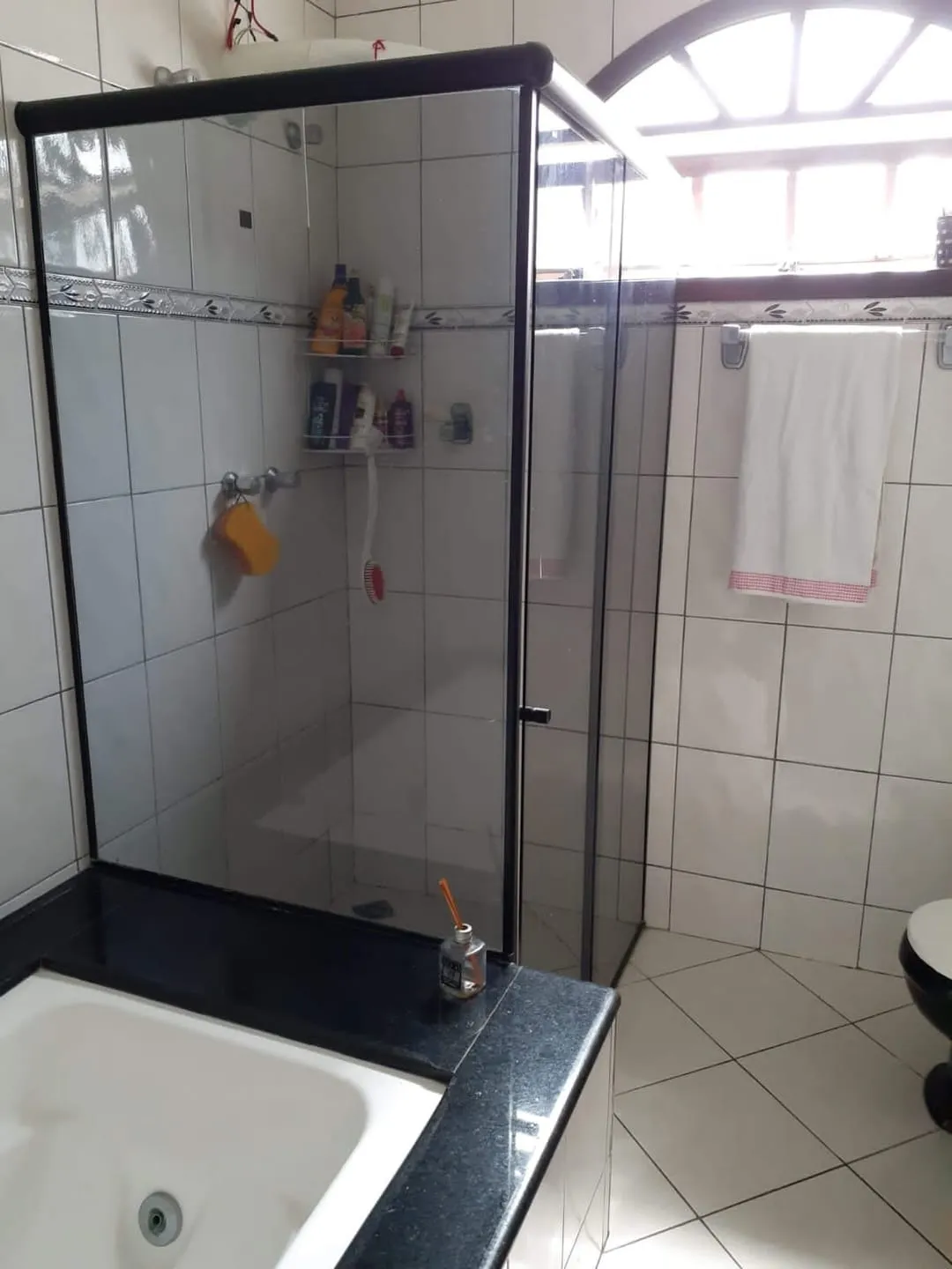 Imagem Casa à venda 4 Quartos, 2 Suites, 2 Vagas, 250M², Jardim Yassuda, Pindamonhangaba - SP