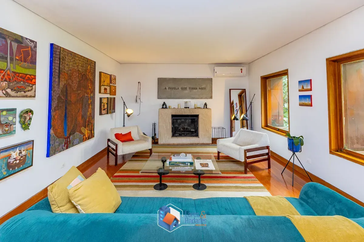 Imagem Sobrado para venda em Jardim Luzitânia com 4 quartos, sendo 3 suítes, 546m²